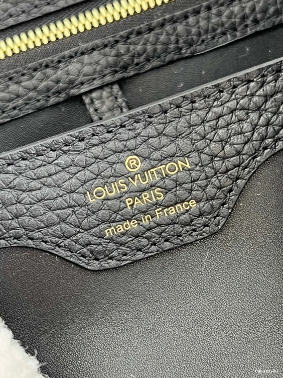 LOUIS VUITTON CAPUCINES BB 0518